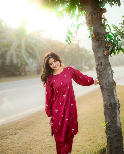 New Petal Embroiderd 2Pcs