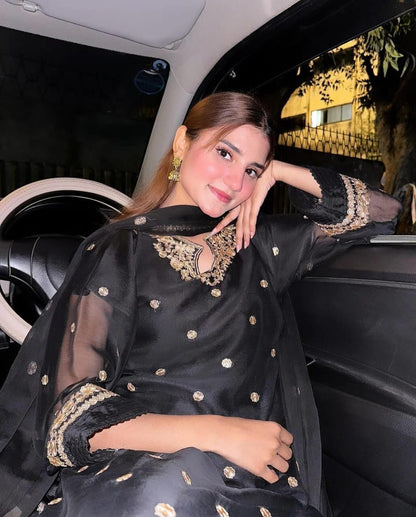 Hania Amir Embroidered Design 3Pcs