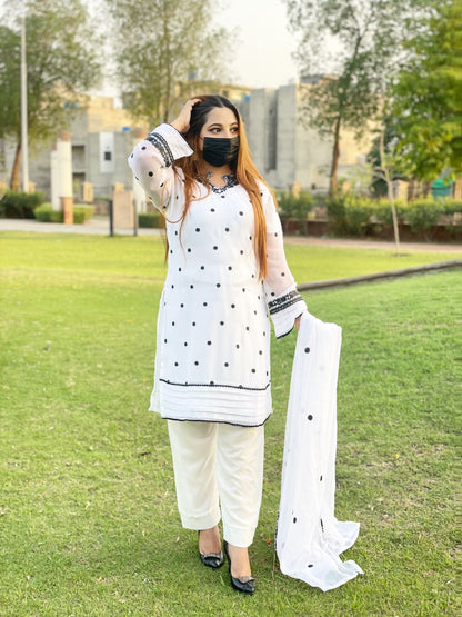 Hania Amir Embroidered Design 3Pcs