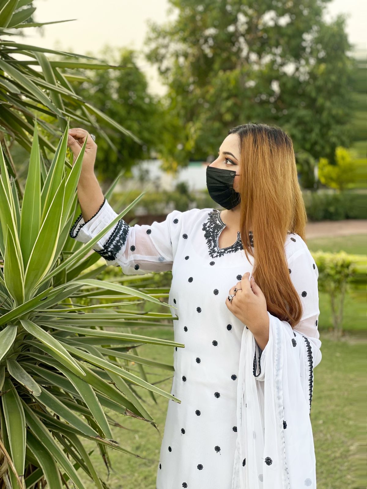 Hania Amir Embroidered Design 3Pcs